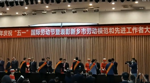 ade01f4a7dc241338f8e271ba38bf4ab_8.jpg